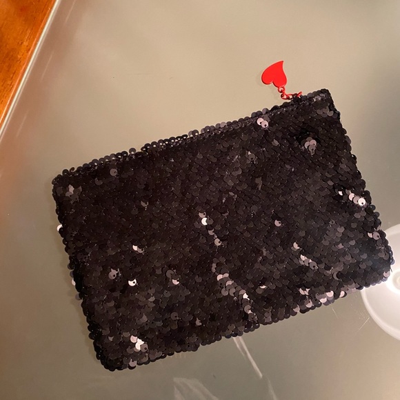 New! Ipsy Betty Boop cosmetic bag - Picture 3 of 8